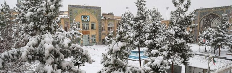 مدرسه علمیه فیضیّه و دارالشفاء       The Feyziya Seminary